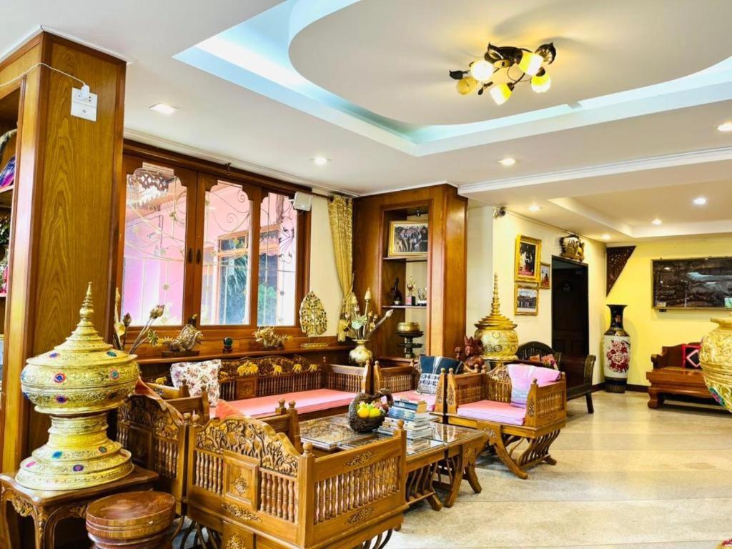 Ngamta Hotel Mae Hong Son Exterior photo