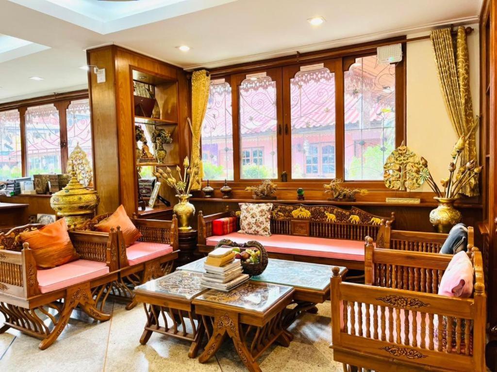 Ngamta Hotel Mae Hong Son Exterior photo