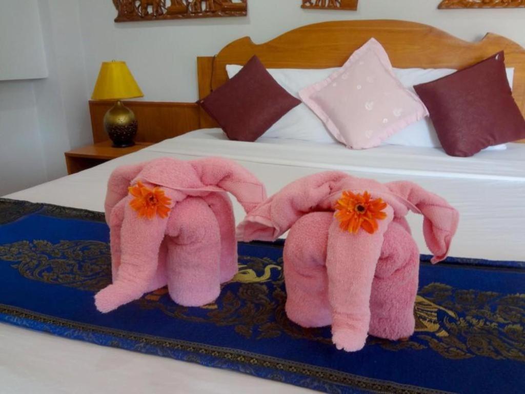 Ngamta Hotel Mae Hong Son Exterior photo