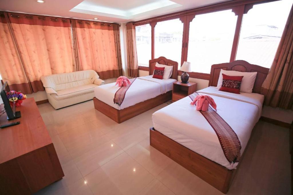 Ngamta Hotel Mae Hong Son Exterior photo
