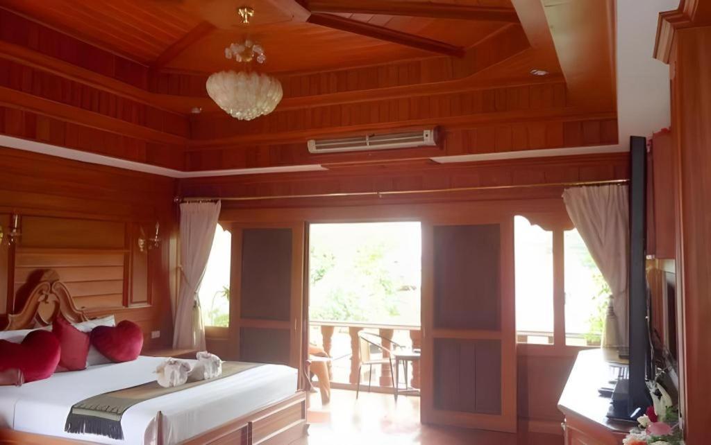 Ngamta Hotel Mae Hong Son Exterior photo