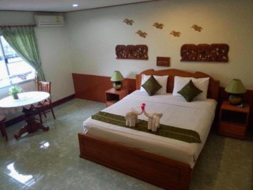 Ngamta Hotel Mae Hong Son Exterior photo