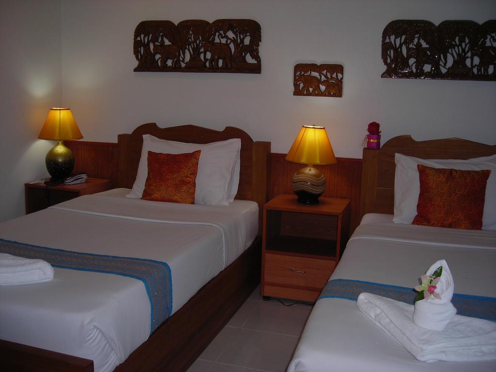 Ngamta Hotel Mae Hong Son Exterior photo