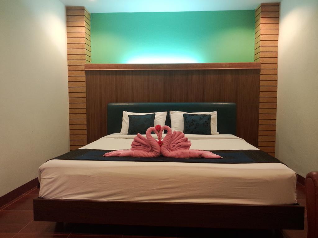 Ngamta Hotel Mae Hong Son Exterior photo