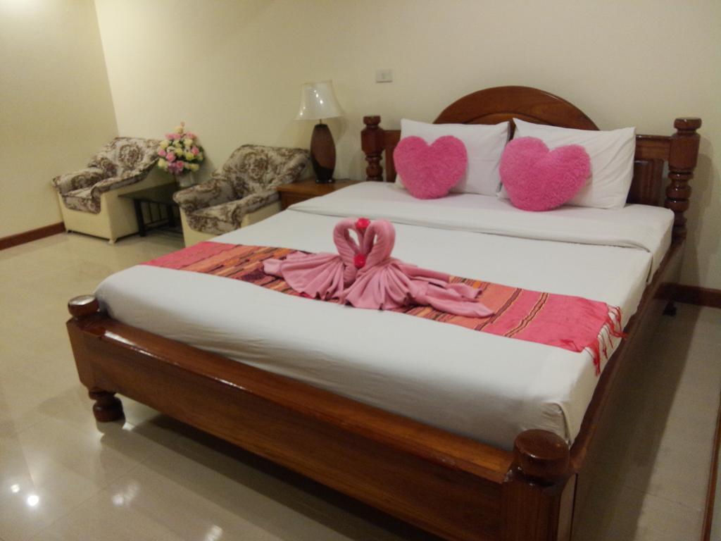 Ngamta Hotel Mae Hong Son Exterior photo