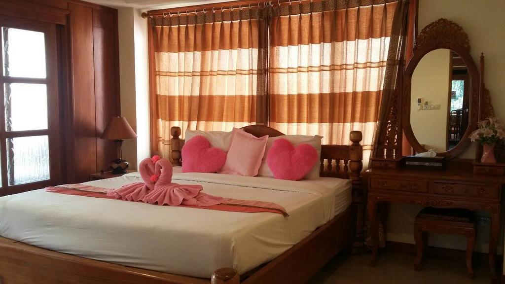 Ngamta Hotel Mae Hong Son Exterior photo